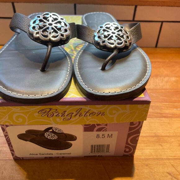 Brighton Alice Sandals - 8.5 Like NEW - in original box - Picture 1 of 5